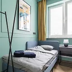 Blue Door Apartment, Swietojanska, Srodmiescie